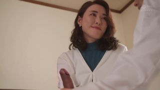 ROE-061 【モザイク破壊版】僕だけが知っている…友達のお母さんとヒミツの手ほどき 水野優香-1