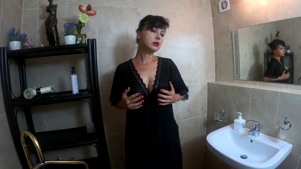 6299 Wanilianna - The Squirting Harlot