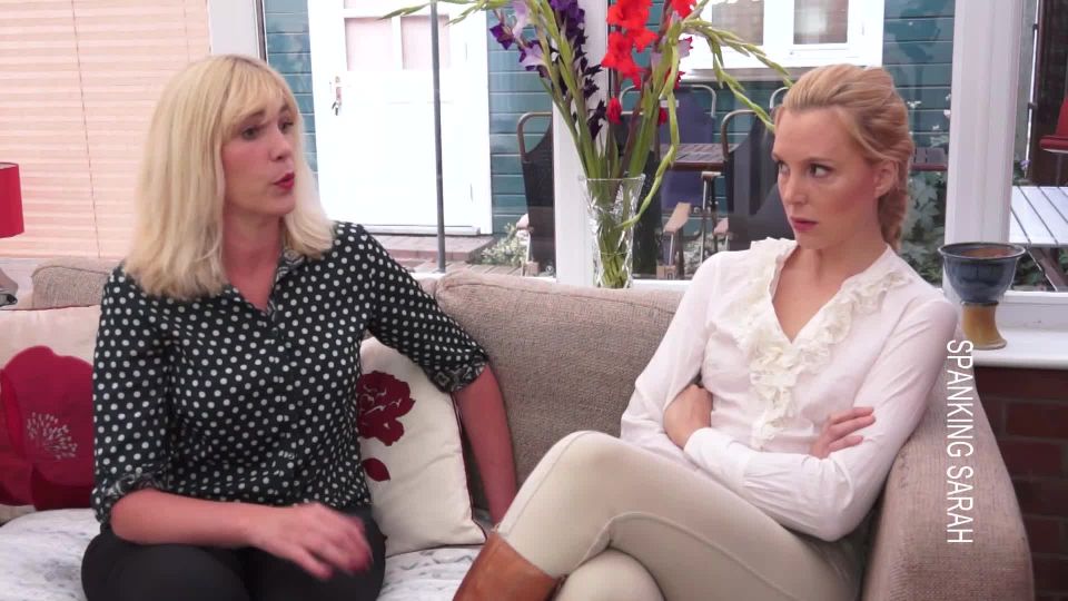 Spanking Sarahspr-1479