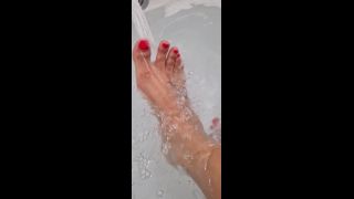 Tiffanie Toes () Tiffaniestoes - ruba dub dub whos joining me in the tub 06-01-2021-4