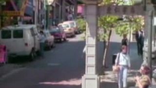 7201 Woman In The Window-8