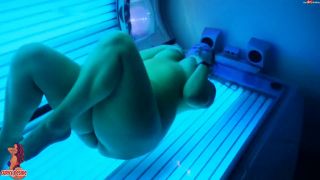 AnjaAmelia - Privates Video aus dem Solarium - FullHD 1080P-6
