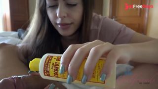 Audrey treats you to a nice blowjob while on vacation in Hawaii-4