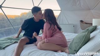 JohnDoe69's GF gets super wet as we bang on her folks mattress in amateur video amateur couple -1