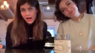 Alexandra daddario on Passing stranger you do not know-8