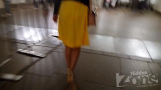 Voyeur 11439-Upskirt on the escalator-1