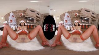 Ania Kinski – All You Need For Xmas Is Boobs 4K (Oculus Go)!!!-9