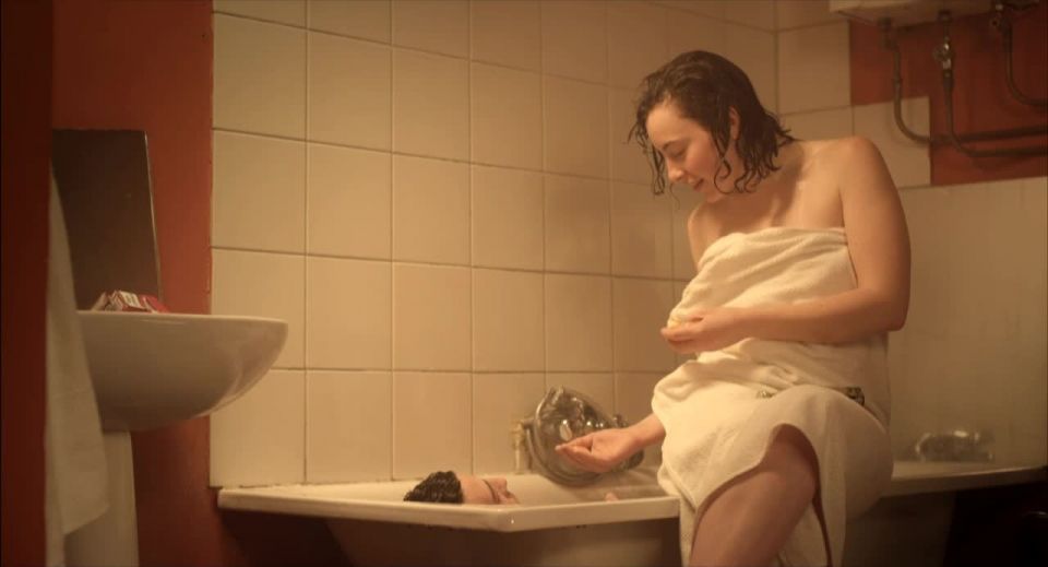 Salome Richard - Les navets blancs empechent de dormir (2011) HD 720p - (Celebrity porn)