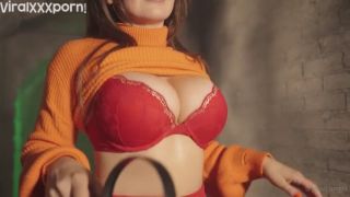 Cosplay Jessica Nigri Teases As Naughty Velma In Must See  Video Jessica Nigri-0