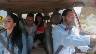118 Hitching a Ride Quick View Porn - New Sex Videos Online-1