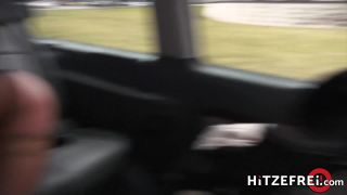 Melina - Quickly Melina is naked and they both fuck her hard in the car - Hitzefrei (FullHD 2021)-3