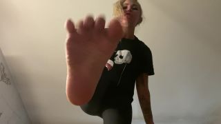 free adult clip 46 milf hardcore sex videos Sorceress Bebe - b findom / Onlyfans Bfindom - giantess shrunken man in sweaty foot custom 27-07-2020 - OnlyFans, hardcore on hardcore porn-3