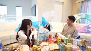 ReducingMosaic STCV-585 夏の暑さはビューッと潮汁で消夏ｗｗｗ名器級のおマ●コ×ご立派な巨乳をひっさげた美女2人と乱戦ナマSEX！！本気の乳首舐め手コキでチ●ポ攻め暴発⇒入れ替わりナマちん挿入に『イ、イグぅッ！！』同時イキからの熱々ザーメン中出し！！【＃CLOVER×プール×ナンパ ＃すみれ/ひな】-2