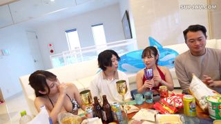 ReducingMosaic STCV-585 夏の暑さはビューッと潮汁で消夏ｗｗｗ名器級のおマ●コ×ご立派な巨乳をひっさげた美女2人と乱戦ナマSEX！！本気の乳首舐め手コキでチ●ポ攻め暴発⇒入れ替わりナマちん挿入に『イ、イグぅッ！！』同時イキからの熱々ザーメン中出し！！【＃CLOVER×プール×ナンパ ＃すみれ/ひな】-3