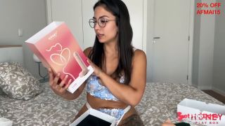 [GetFreeDays.com] I TRIED THE LUIS VIBRO DILDO FROM HONEY PLAY BOX Porn Leak November 2022-3