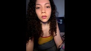 Zoey Uso Breaks Her Promises in Steamy Video Zoey Uso fetish-1