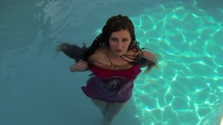 Sabrina Deep Sabrinadeep - water sports make me wish the summer was already here 14-01-2020-1