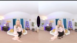 The English Mansion - Miss Eve Harper - MILF Catches You Xdressing - VR - Encouraged xdressing-9