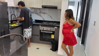 Video A Hot Stepsister Likes To Seduce Her Stepbrother And Begs Him...-1