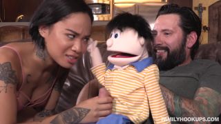 Family Hookups - Honey Gold Letting My Fake Niece Down - Interracial-2