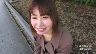 [FC2_PPV-2640899] 【無・素人個撮】妖艶で清楚な母性的なぽっちゃり妻が前回の不倫セックスが忘れられず再登場！人が行き交う野外で羞恥露出しト○レで全裸セックスと刺激を与え玩具で潮吹き痙攣、旦那に語りかけ絶頂妊娠懇願中出し！-2