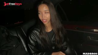 [GetFreeDays.com] Une Belle Fille a Papa Baise Dans Une Limousine Pour Le Plaisir En Lui Parla... Porn Stream April 2023-3