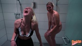 online video 23 DaddysLuder - Teenie und MILF fassen sich gegenseitig ihre Muschis an , hardcore mp4 on hardcore porn -1