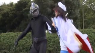 [SuperMisses.com] THPA-01 Super Heroine in a Close Call!! Vol.101-001-8