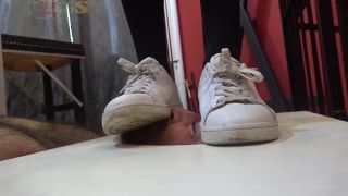 online video 25 Dangerous Girls - Gesicht Als Fussabtreter ( Face As A Doormat ), granny feet fetish on femdom porn -3