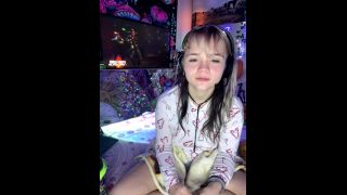 Livstixs Livstixs Teases Her Juicy Ass In  Onlyfans Video Mature-3