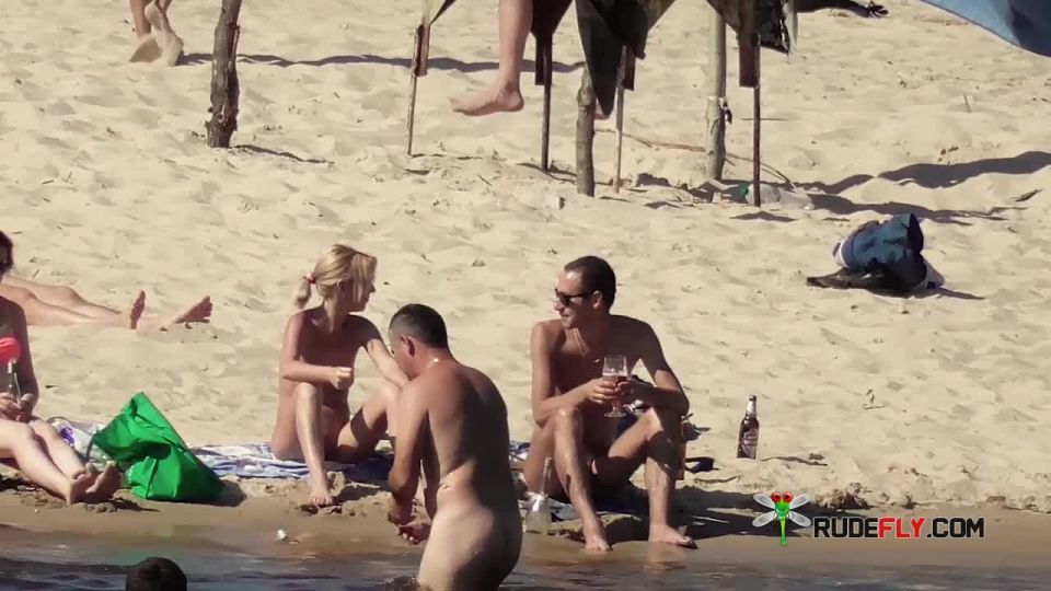 free video 3  webcam | Great day on a naturist strand in Estepona, Spain. | hidden camera