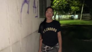 Homemade Mamada Arriesgada En Pblico-Fetiche Con Mi Vecina-3