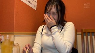 FHD EBWH-126 2年前 福岡の地方局で起きたエロ放送事故がネットをざわつかせたGcupノーブラグルメレポーター安住るい AV転職-3