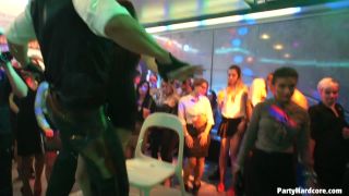 Party Hardcore Gone Crazy Vol. 32 Part 2 - Cam 2-6
