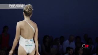 Nude on the catwalk - Model - Oops-2