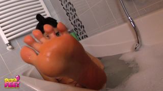 Porn online Petra Feet - Barefoot femdom-4