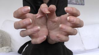 [K2S.CLUB] Lady_Victoria_Valente - Hand Fetisch Und Natürliche Fingernägel, Schwarzes Kleid, JOI - HD 720P-2