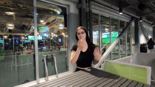 The Gorilla Grip - FUCKING WAITRESS AT TOP GOLF 4K twitter thegorillagrip 1080P - Role play-9