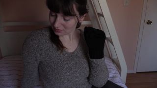 Pt 1Bettie Bondage - Glove Love From Mom - 1080p-4