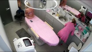 Hidden-Zone.com- Spying in the cosmetic salon-9